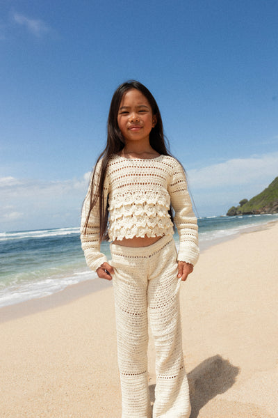 INDIA CREAM CROCHET SET