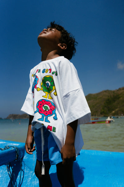 OVERSIZED FRIENDS TEE